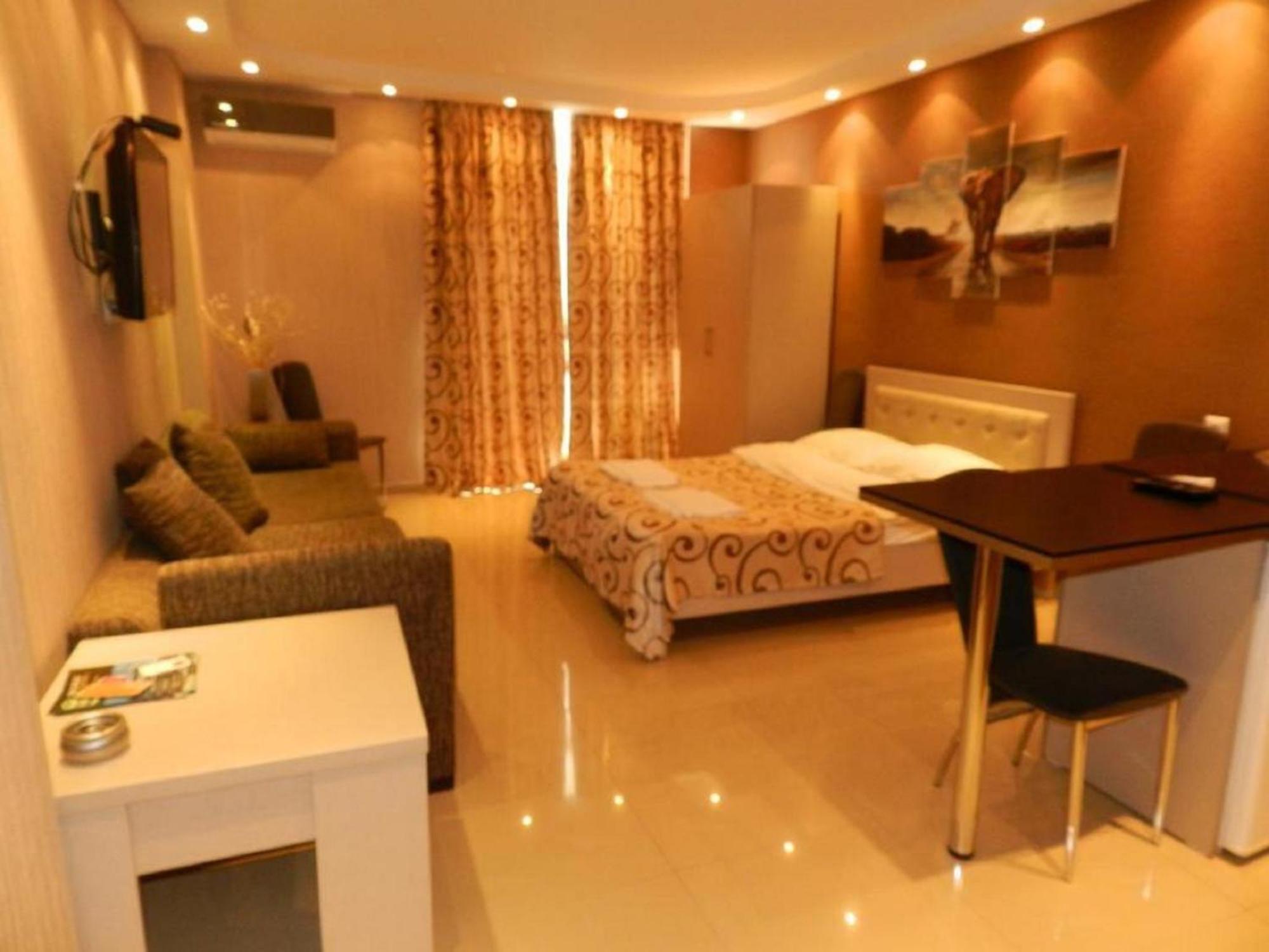 Apart Hotel Black Sea Towers Батуми Экстерьер фото