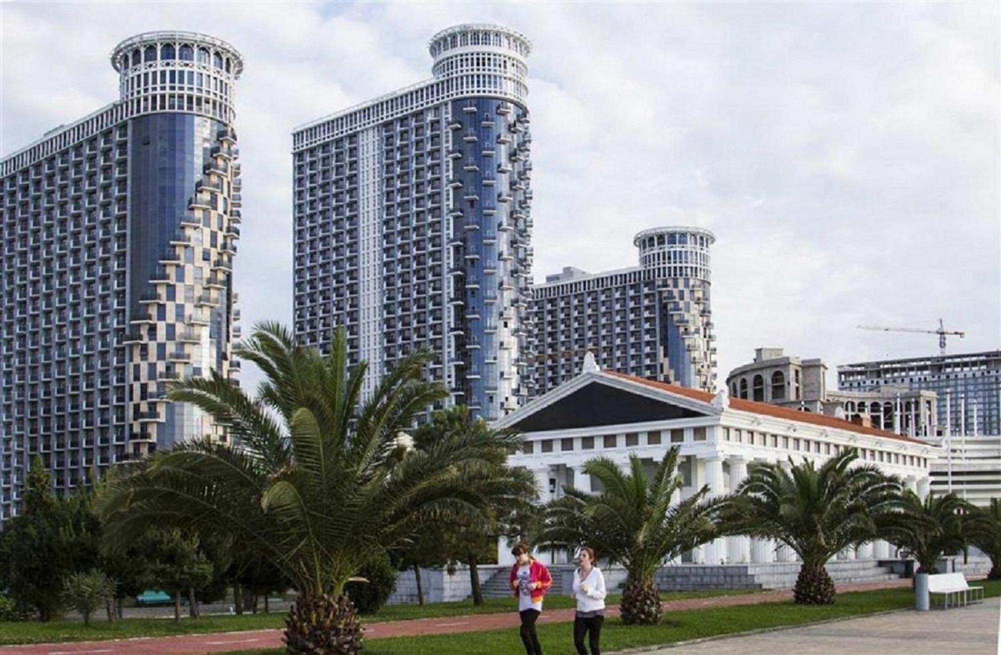Apart Hotel Black Sea Towers Батуми Экстерьер фото