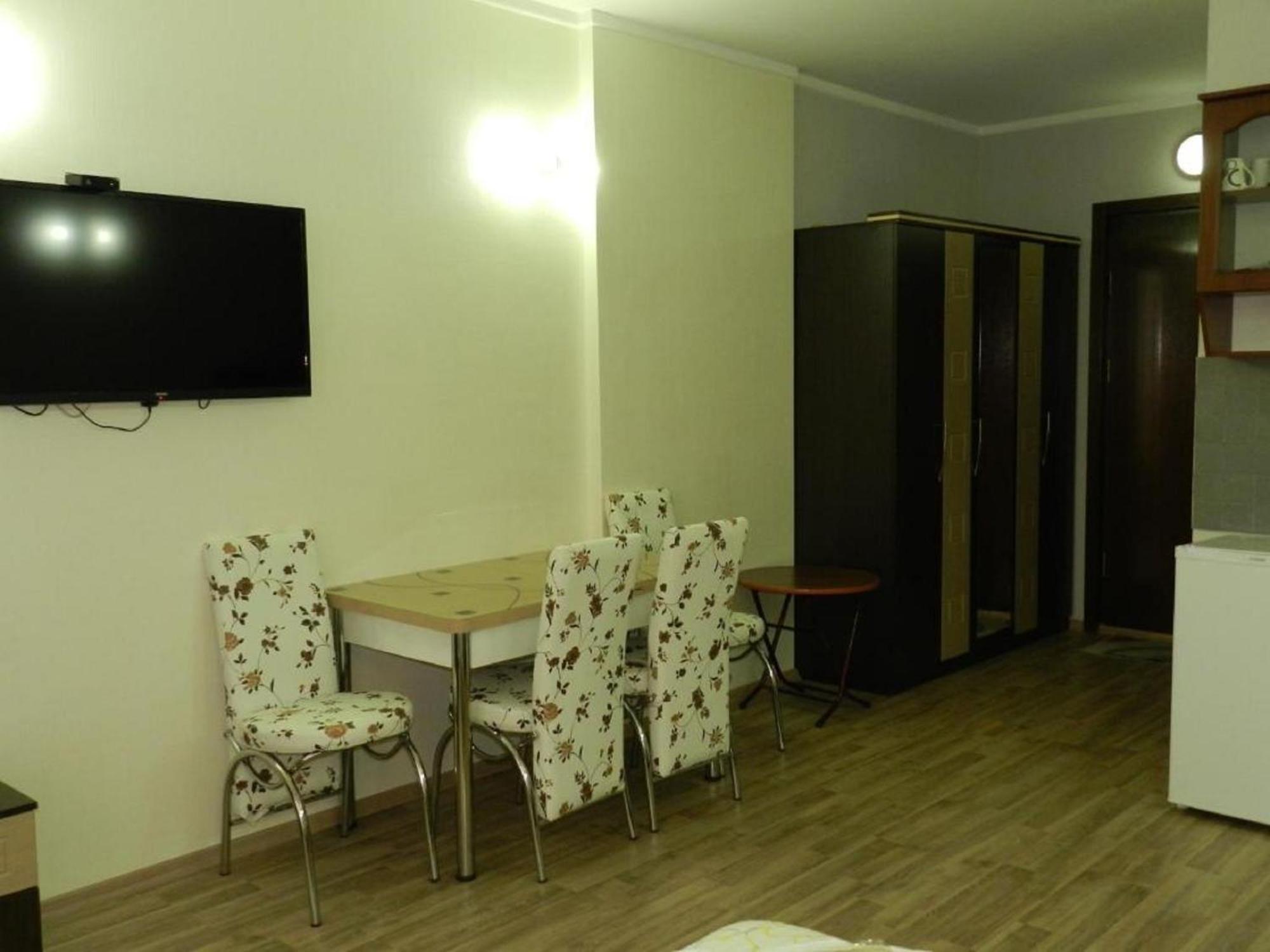 Apart Hotel Black Sea Towers Батуми Экстерьер фото