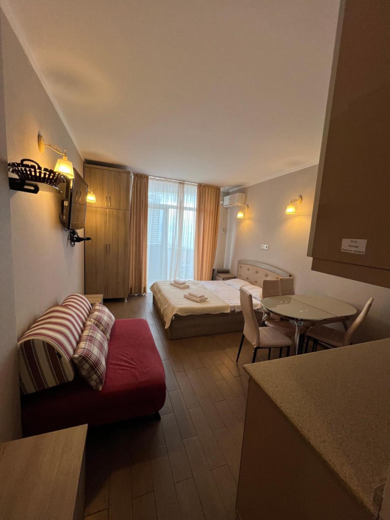 Apart Hotel Black Sea Towers Батуми Экстерьер фото